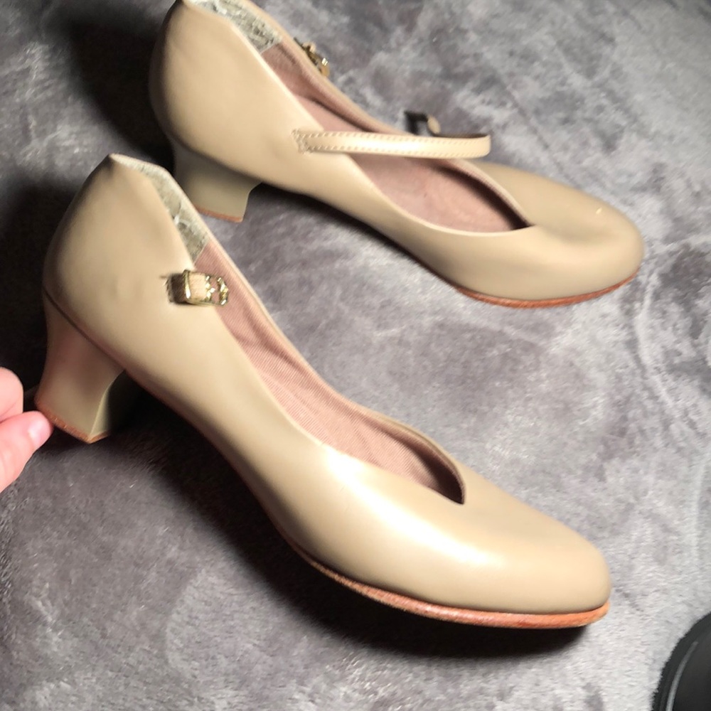 Tan Character Shoes